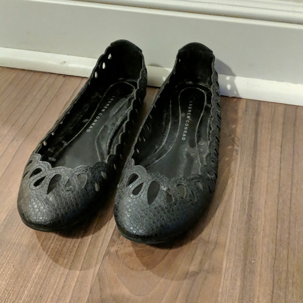 Black flats